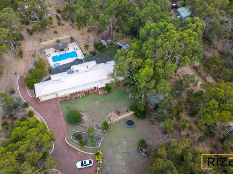 174 Tranquil Drive, Carramar