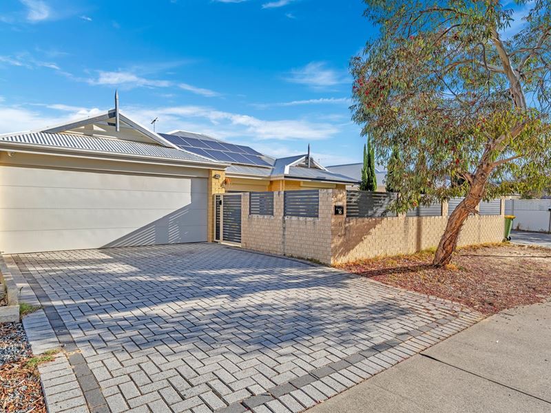16 Kwella  Entrance, Greenfields
