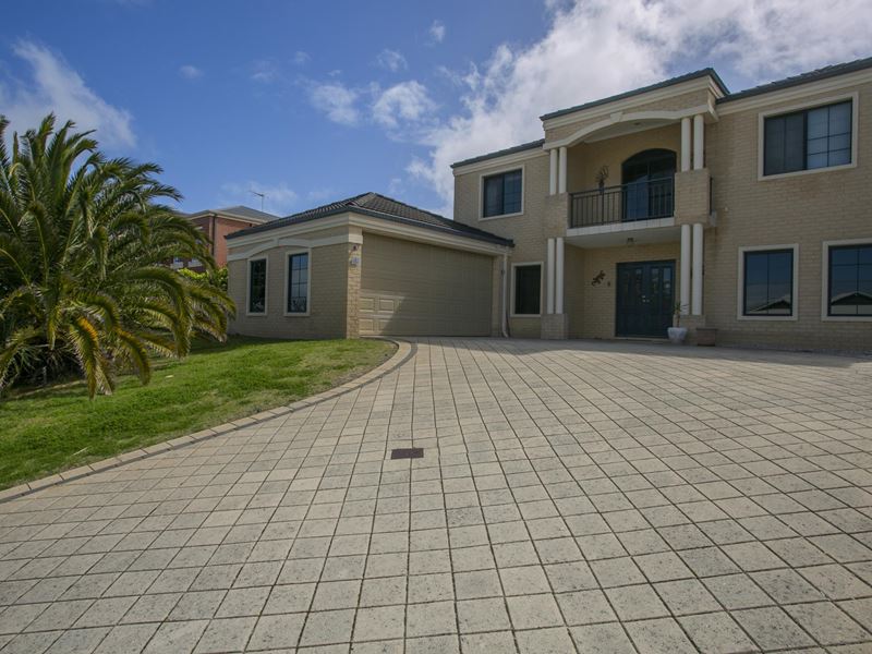 4 Rainham Avenue, Mindarie WA 6030