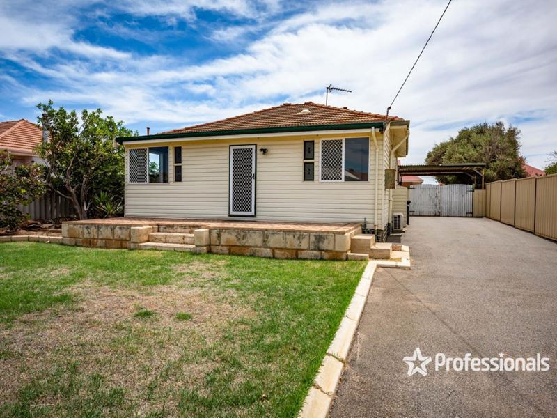 41 Whitfield Street, Beachlands WA 6530