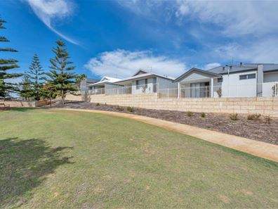 8/23 Australis Circle, Wannanup WA 6210