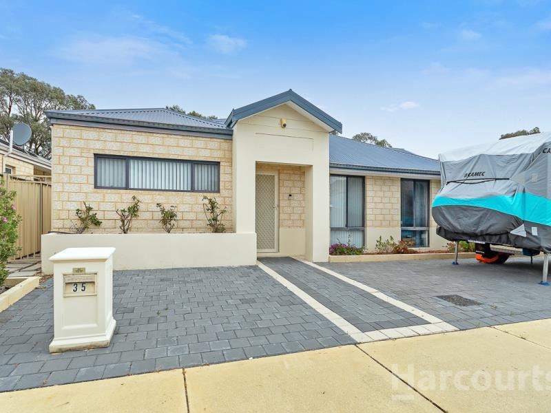 35 Oakpark Green, Clarkson WA 6030