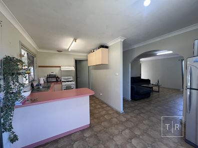 45 Pink Lake Road, Esperance WA 6450