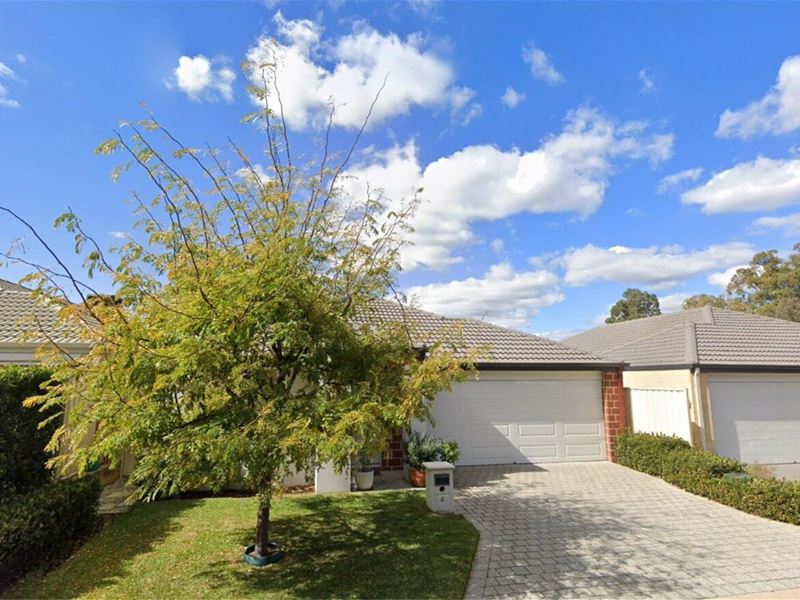 4 Herschel Way, Lakelands