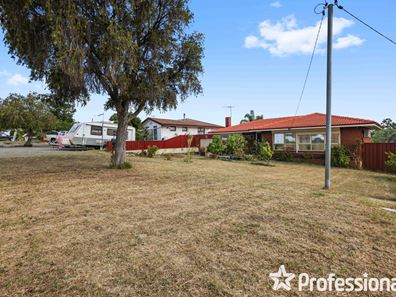 21 Tremlett Street, Thornlie WA 6108