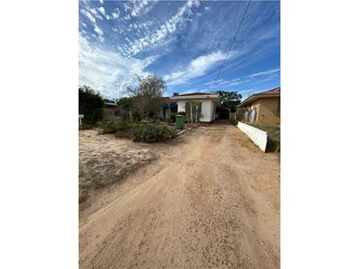 3 Lewis Way, Merredin WA 6415