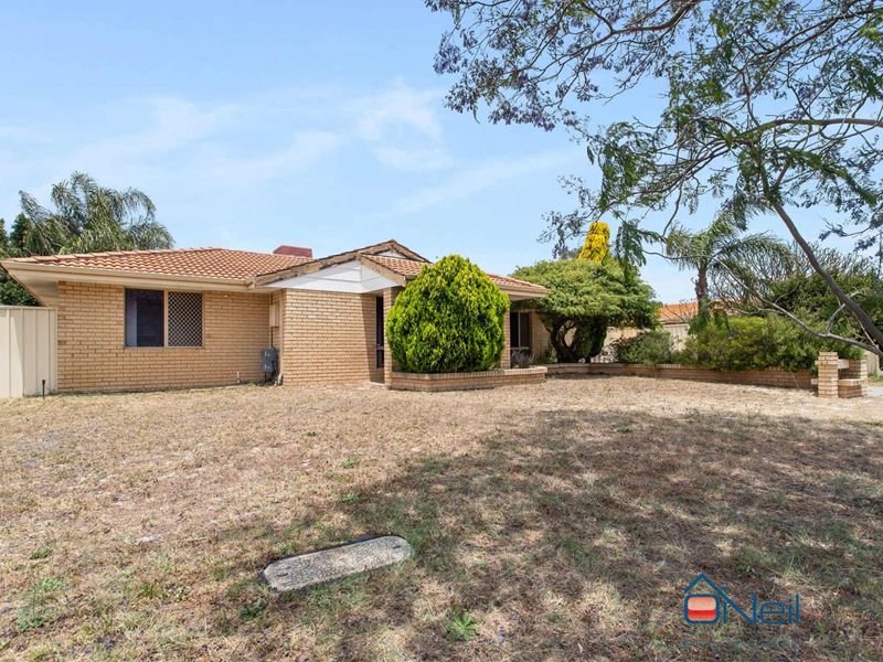 2 Lyrebird Loop, Seville Grove WA 6112