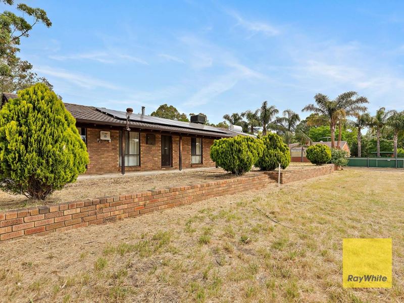 135 Station Street, Martin WA 6110