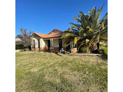 25 Salamanca Turn, Clarkson WA 6030