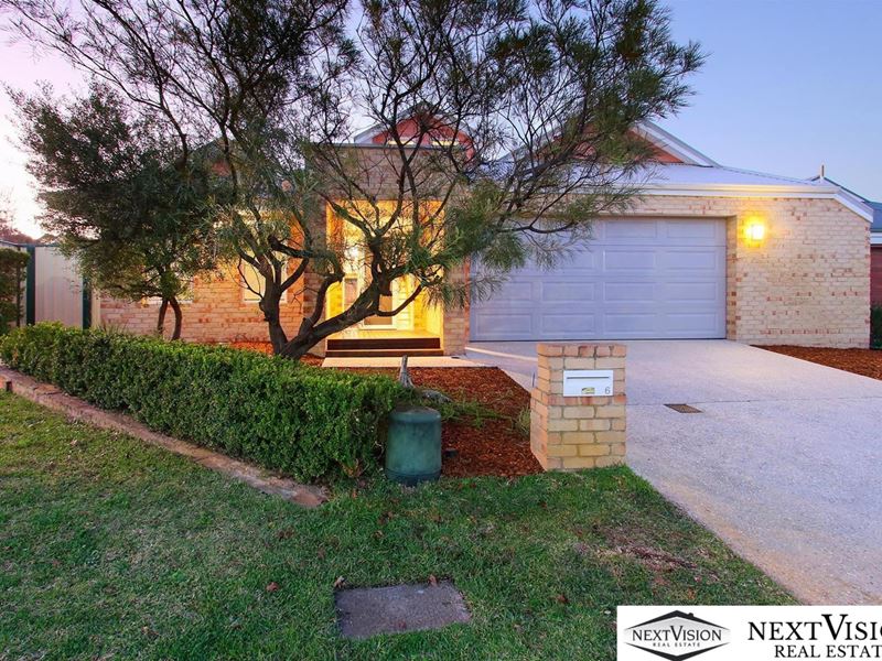 6 Chelsea Circuit, Success WA 6164