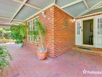 81 Eucalyptus Boulevard, Canning Vale WA 6155
