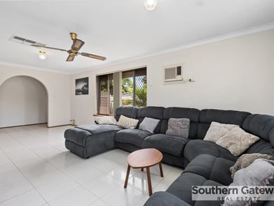 47 Sulphur Road, Orelia WA 6167