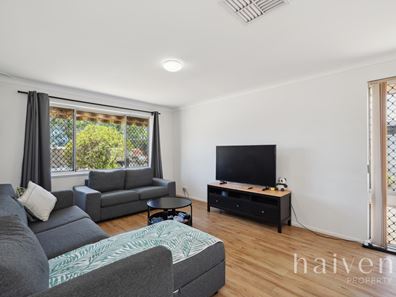 32 Clovertree Street, Maddington WA 6109