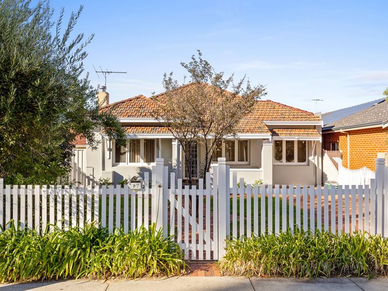 97 Dundas Road, Inglewood