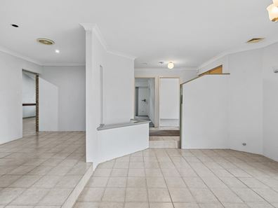 8 Mississippi Drive, Greenfields WA 6210