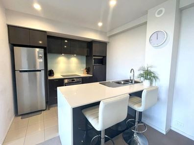 64/1 Rowe Avenue, Rivervale WA 6103