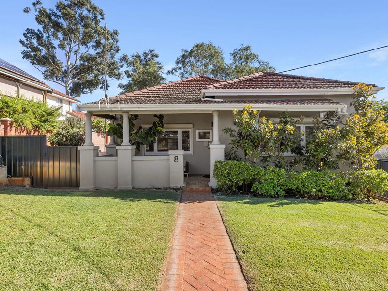 8 Almondbury Street, Bayswater