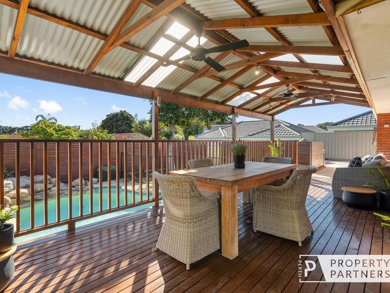 105 Lynn Street, Trigg WA 6029