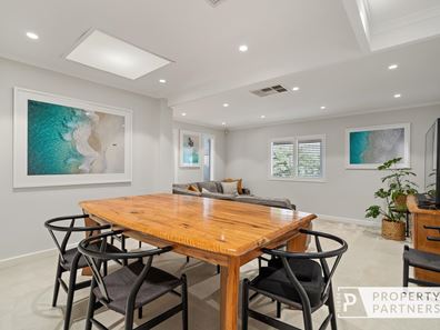 105 Lynn Street, Trigg WA 6029