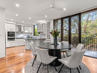 12 Rossello Lane, Subiaco WA 6008