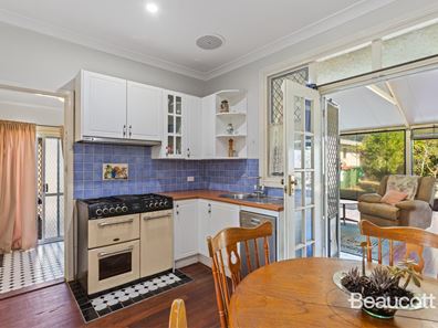 5 Towning Street, Embleton WA 6062
