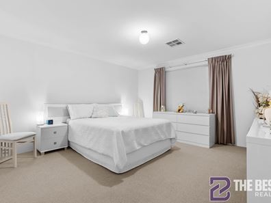 2 Wildflower View, Piara Waters WA 6112