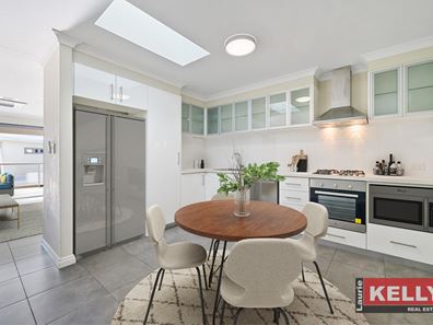8/10 Pearl Road, Cloverdale WA 6105