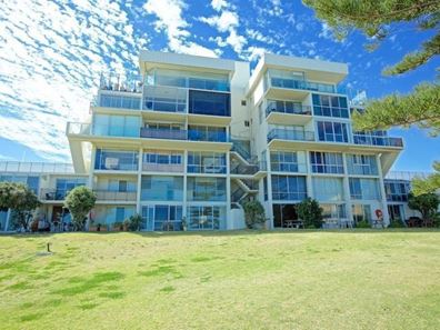 7/287 West Coast Highway, Scarborough WA 6019