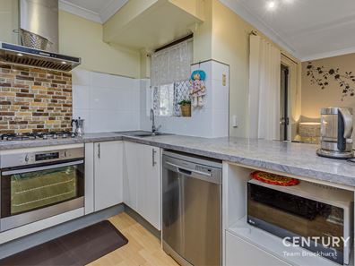 37 McNamara Drive, Thornlie WA 6108
