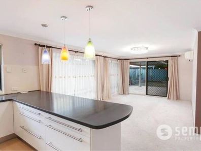 9 Hoult Mews, Atwell WA 6164