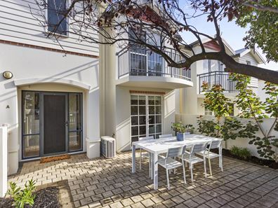 103A Sixth Avenue, Inglewood WA 6052