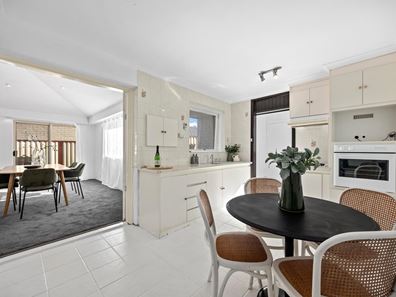 34 Townsend Street, Armadale WA 6112