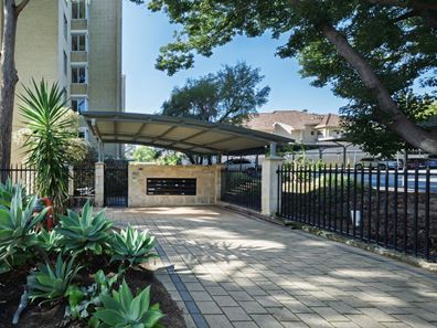 9/181 Mill Point Road, South Perth WA 6151