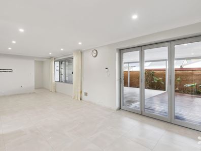 5 Montfort Place, Morley WA 6062