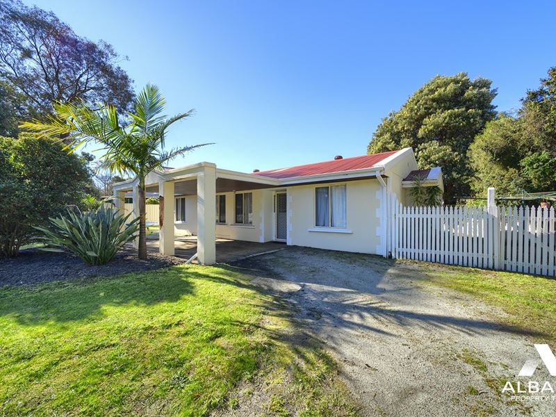2 Rycraft Drive, Spencer Park WA 6330
