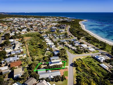 12 Tailer Street, Drummond Cove WA 6532
