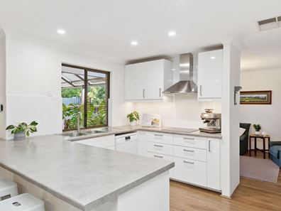 7 Beavis Court, Noranda WA 6062