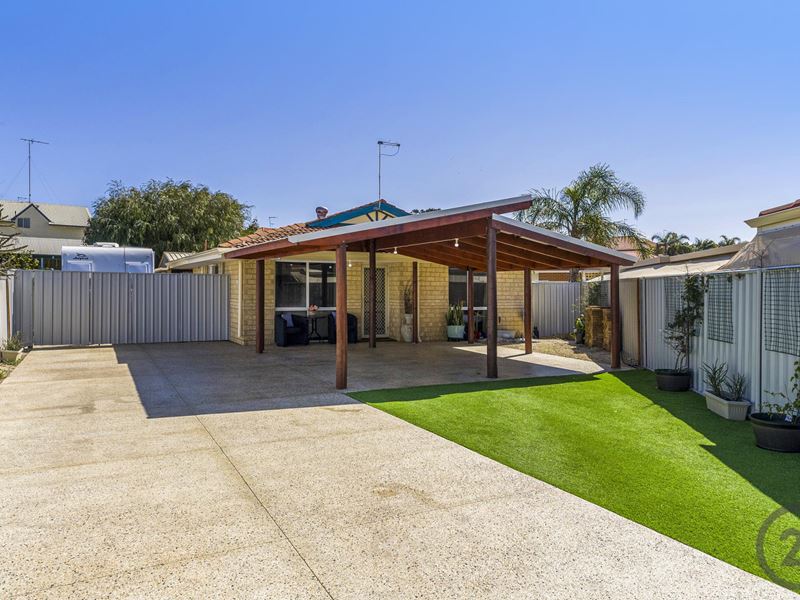 2/12 Mariner Place, Halls Head