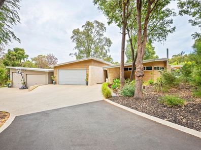 6 Nastes Court, Gelorup WA 6230