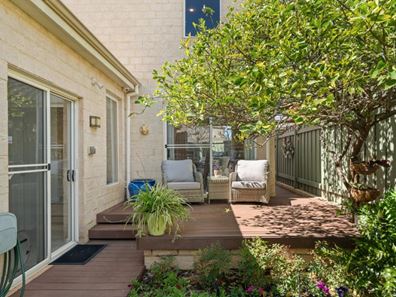 40E Coral Tree Avenue, Subiaco WA 6008