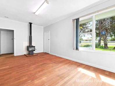 121 South Coast Highway, Lockyer WA 6330