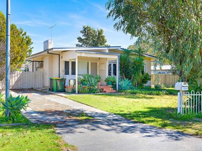 29 Simons Street, Coolbellup WA 6163