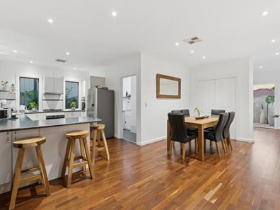 166A Holbeck Street, Doubleview WA 6018