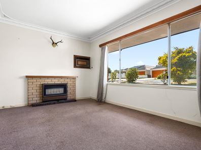 15 England Street, Hamilton Hill WA 6163