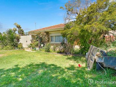 25 Tarrawan Road, Armadale WA 6112