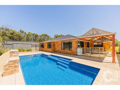 34 Rutherford Square, Orelia WA 6167