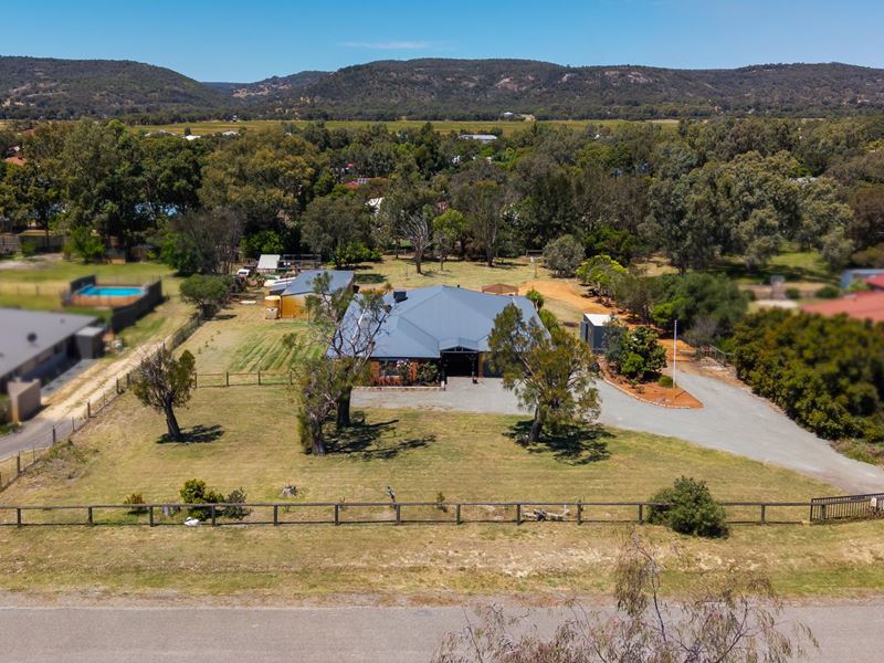 53 Tranby Avenue, Serpentine