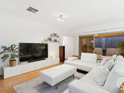 11B Hillier Crescent, Hamilton Hill WA 6163
