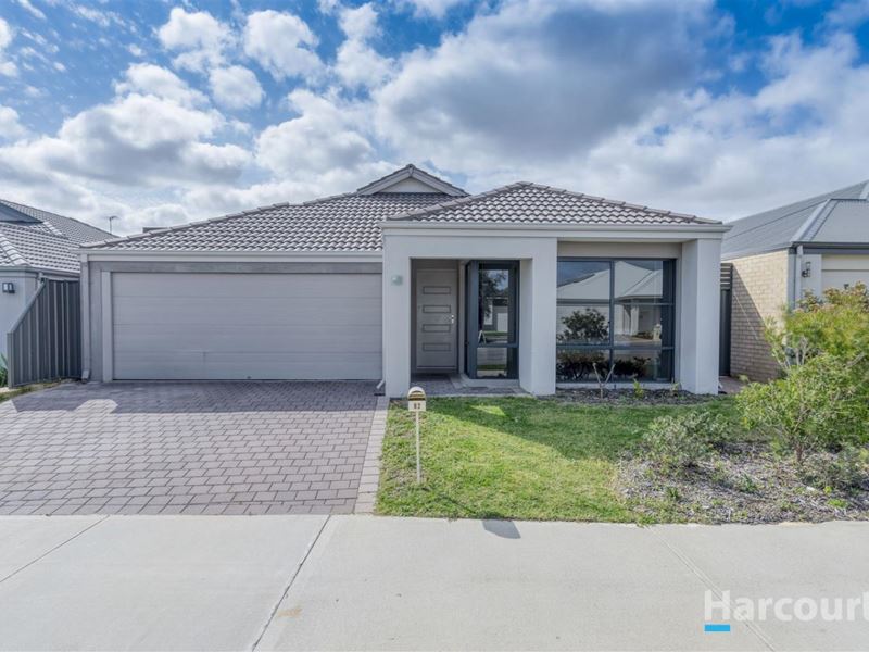82 Glasshouse Drive, Banksia Grove WA 6031