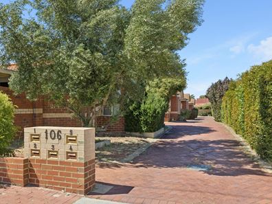2/106 Royal Street, Tuart Hill WA 6060